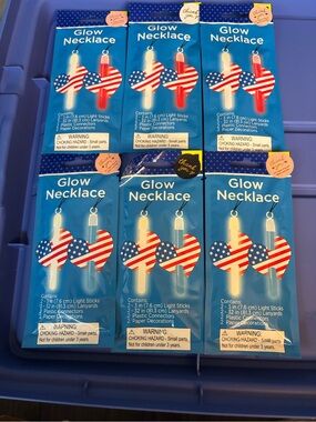 New 6 Packs Glow Necklace with American Flag Heart Pendant - Blue / White / Red